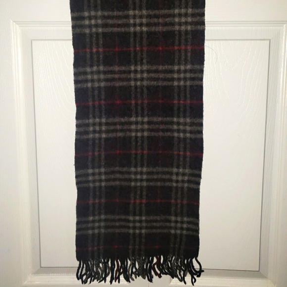BURBERRY VINTAGE AUTH. NECK SCARF 11X56 INCHES - Picture 7 of 13
